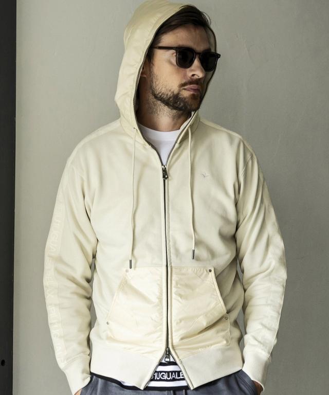 ウノピゥウノウグァーレトレ リラックス（1PIU1UGUALE3 RELAX）/1PIU1UGUALE3 RELAX ラインロゴコンビパーカー