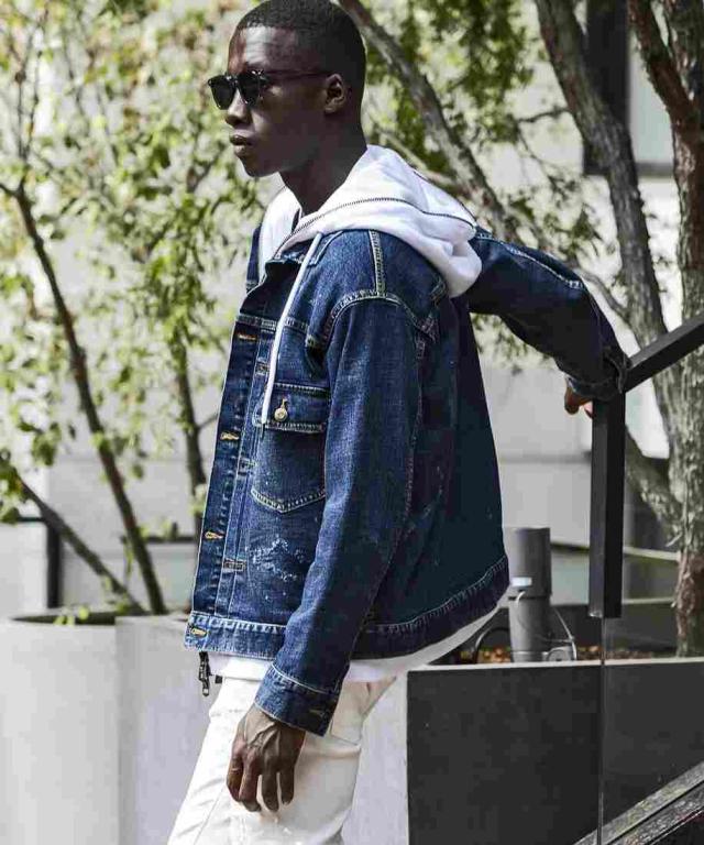 【NEW】ウノピゥウノウグァーレトレ リラックス（1PIU1UGUALE3 RELAX）/1PIU1UGUALE3 RELAX デニムジャケットフーディー