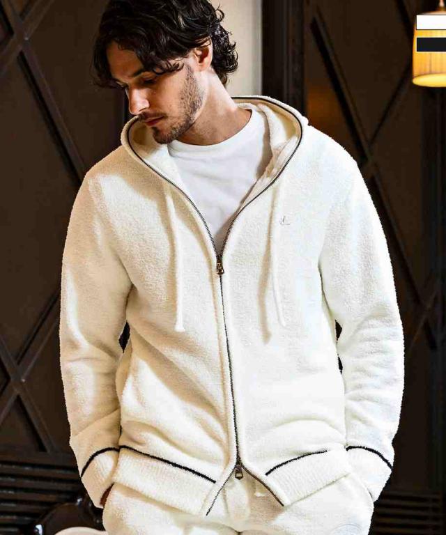 ウノピゥウノウグァーレトレ リラックス（1PIU1UGUALE3 RELAX）/1PIU1UGUALE3 RELAX フラッフィーニットサークルフーディー