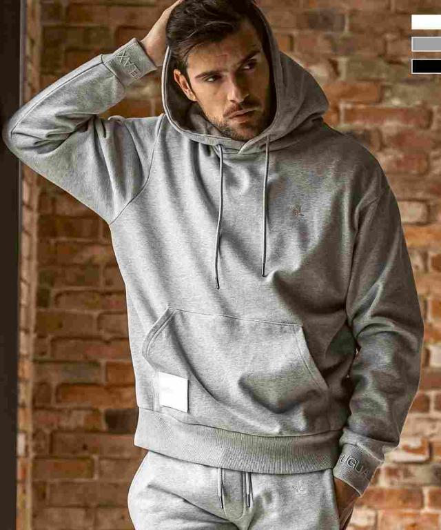 ウノピゥウノウグァーレトレ リラックス（1PIU1UGUALE3 RELAX）/1PIU1UGUALE3 RELAX レザーパッチスウェットプルオーバーフーディー