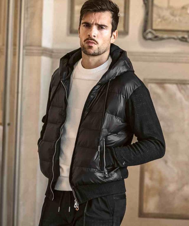 ウノピゥウノウグァーレトレ リラックス（1PIU1UGUALE3 RELAX）/1PIU1UGUALE3 RELAX ブラックジャガードパデッドパーカー