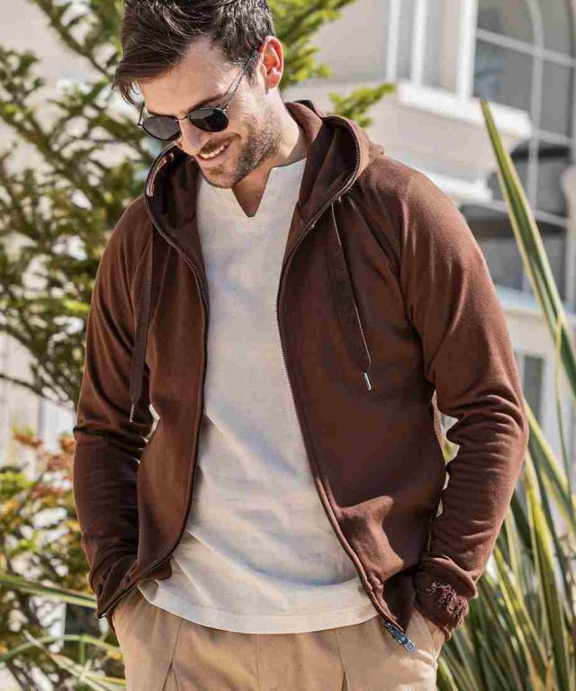 ウノピゥウノウグァーレトレ リラックス（1PIU1UGUALE3 RELAX）/1PIU1UGUALE3 RELAX サガラ刺繍リブロゴスウェットパーカー