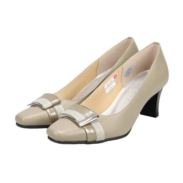 missy des missy 未使用パンプス ミッシー デ ミッシー missy des missy Vカットラインが綺麗な