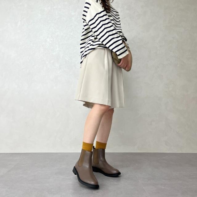 起毛素材の中敷きであたたかい【25秋冬新作】ビットモチーフショート