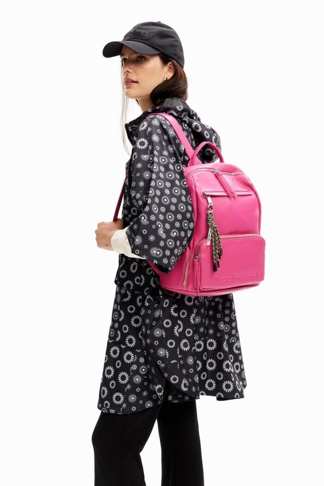 Desigualハーフロゴ ミドルバックパック デシグアル Desigual ハーフロゴ ミドルバックパック （ブラウン