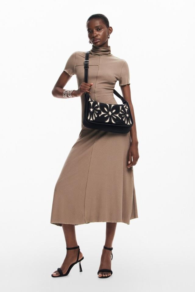 デシグアル（Desigual）/花柄のフィットバッグの通販はau PAY