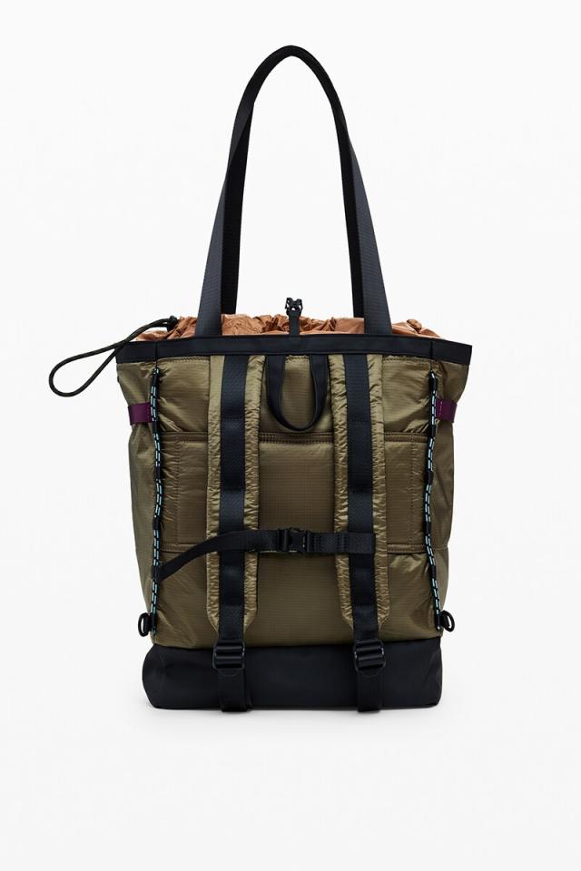 デシグアル（Desigual）/【大容量】大型ナイロントートリュックサック