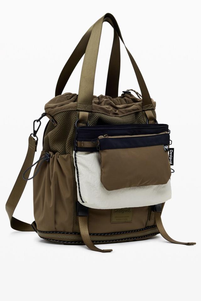 デシグアル（Desigual）/【大容量】大型ナイロン製拡張バックパックの