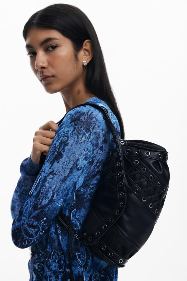 デシグアル（Desigual）/【2WAY】ミディアムサイズのパッチレザー風バッグ_1
