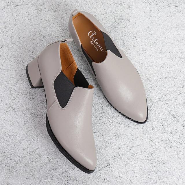 アルテミス by ダイアナ（artemis by DIANA）/サイドゴア ローヒール