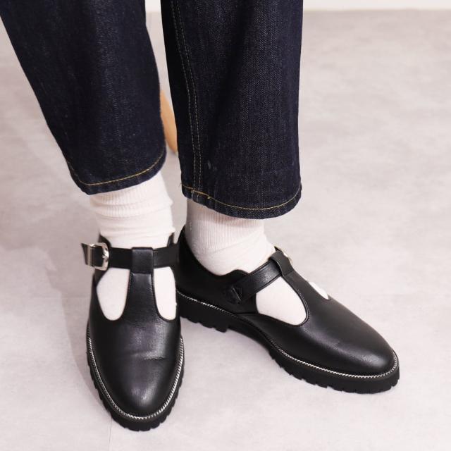 アルテミス by ダイアナ（artemis by DIANA）/Tストラップローファー