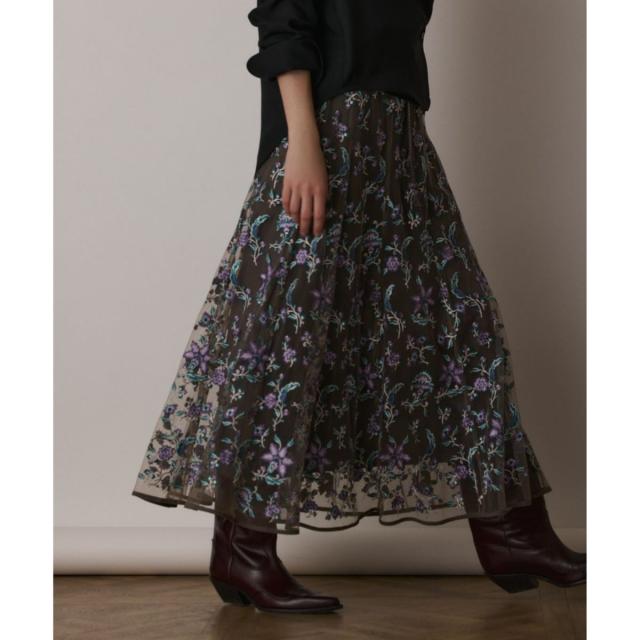 グレースコンチネンタル（GRACE CONTINENTAL）/サラサ刺繍チュールスカート