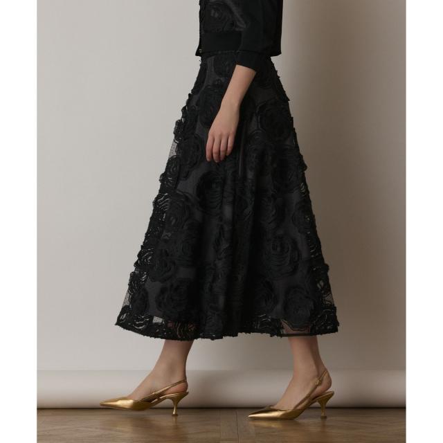 グレースコンチネンタル（GRACE CONTINENTAL）/ローズ刺繍フレアスカート