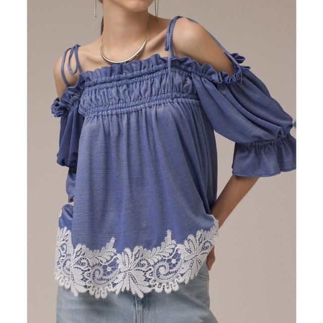 グレースコンチネンタル（GRACE CONTINENTAL）/ギャザーフレアトップ