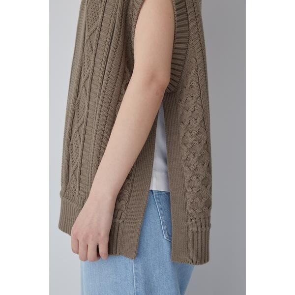 ヒューマンウーマン（HUMAN WOMAN）/◇ケーブル編みニットベストの通販