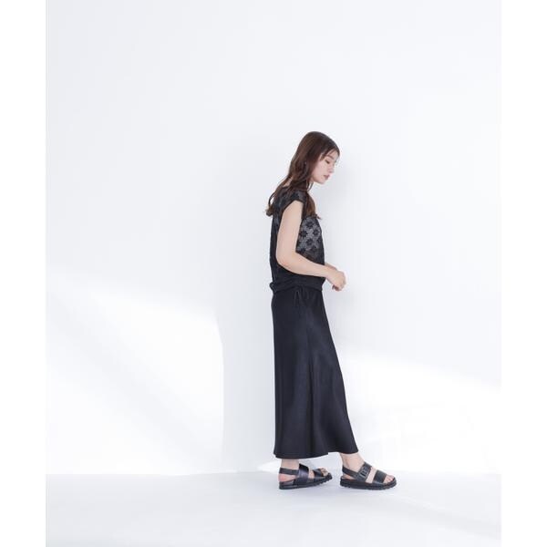 ナチュラルビューティーベーシック（NATURAL BEAUTY BASIC）/バイアスサテンナロースカート_7