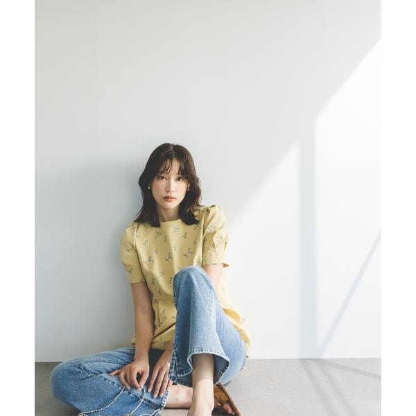 ナチュラルビューティーベーシック（NATURAL BEAUTY BASIC）/ラメ刺繍ペプラムブラウス