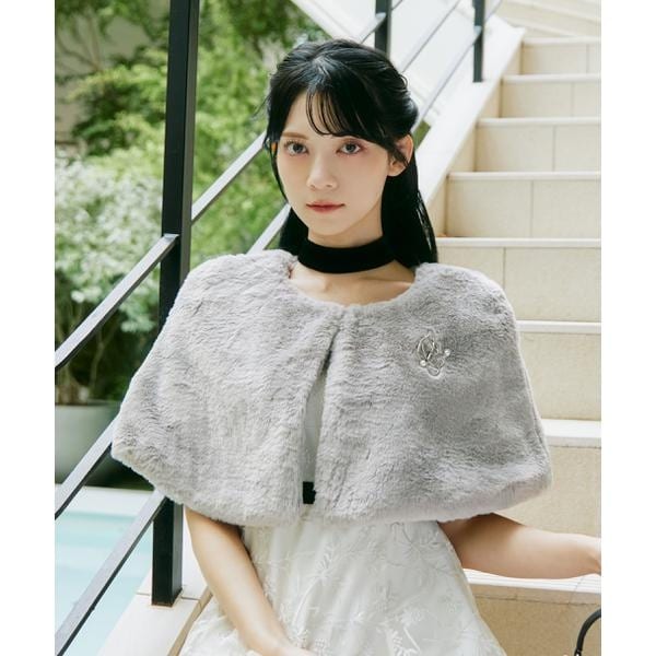 ジル バイ ジル スチュアート（JILL by JILL STUART）/＜ｍｉｋｕさんコラボ＞フェイクファーケープ