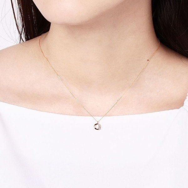 エステール K10 ピンクゴールド ダイヤモンド ムーン ネックレス エステール（ESTELLE）/K10 ピンクゴールド ダイヤモンド ムーン