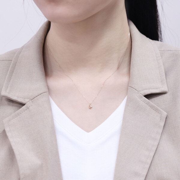 エステール（ESTELLE）/K10 イエローゴールド ダイヤモンド ネックレス