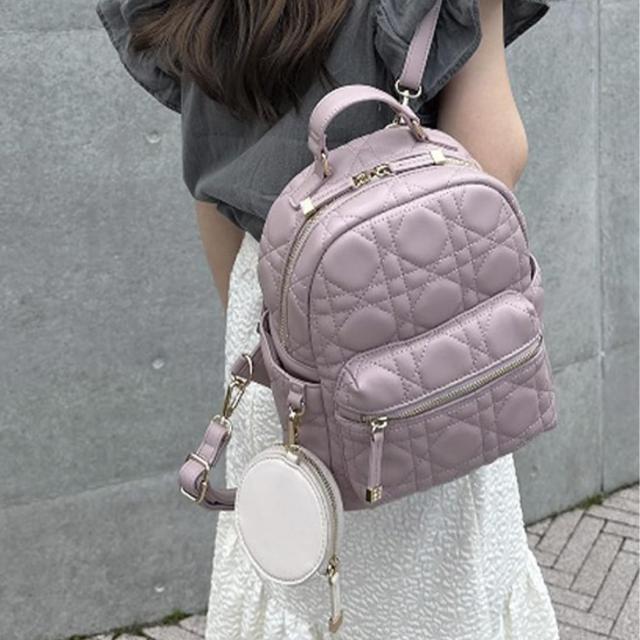 モニカ（MONICA）/ポーチ付きキルティングリュック