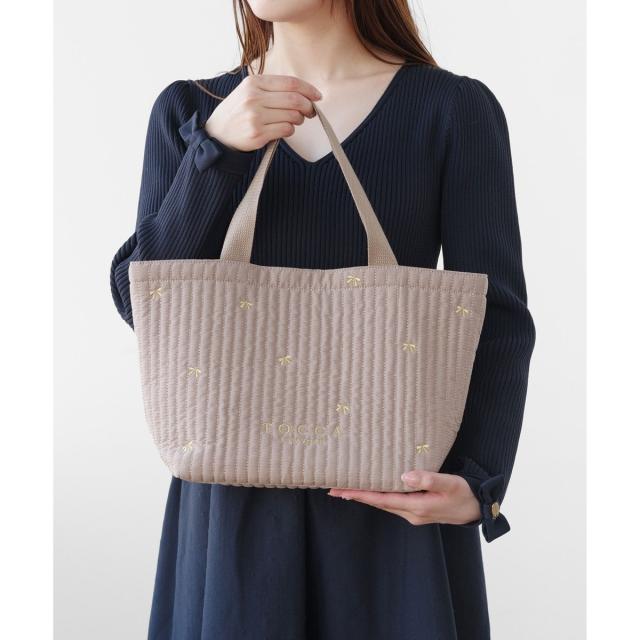 トッカ（TOCCA）/【WEB＆構成成分バス発着場押さえる】【A4大きさ相応う】LUCKY SHOWER TOTE トートバッグ