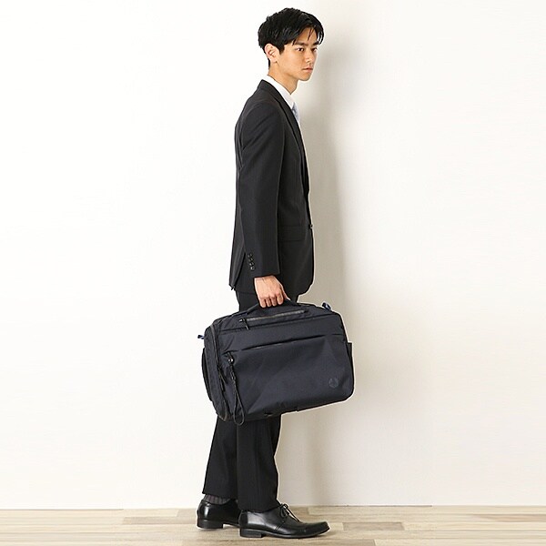ピー・アイ・ディー/PID 超軽量3WAYビジネススクエアリュックの