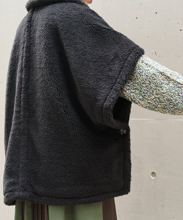 アズノゥアズドゥバズ（as know as de base）/フラッフィーポンチョ