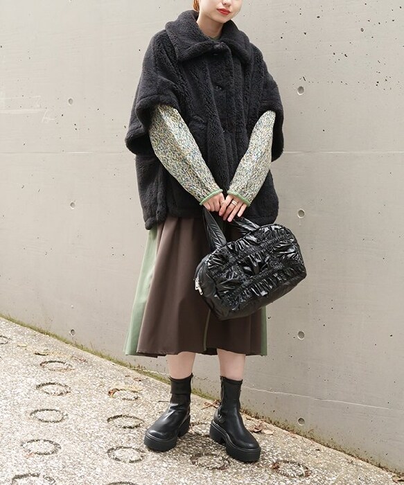 アズノゥアズドゥバズ（as know as de base）/フラッフィーポンチョ