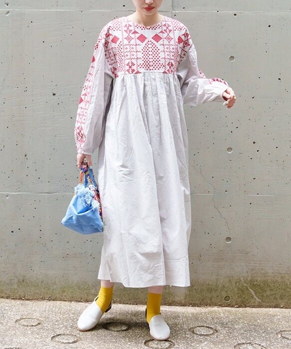 アズノゥアズドゥバズ（as know as de base）/エスニック刺繍ＯＰ