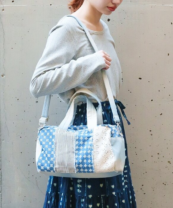 アズノゥアズドゥバズ（as know as de base）/デニムパッチ横長ボストン