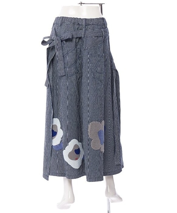 アズノゥアズドゥバズ（as know as de base）/幸せ咲くAS花スカート