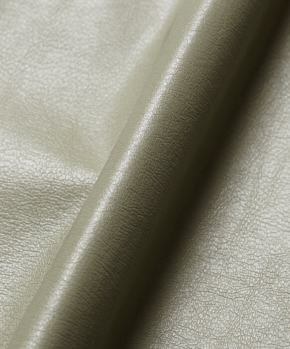 アズノゥアズドゥバズ（as know as de base）/実は便利な合皮のSHの