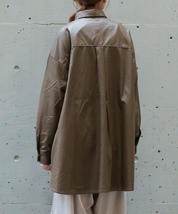 アズノゥアズドゥバズ（as know as de base）/実は便利な合皮のSHの