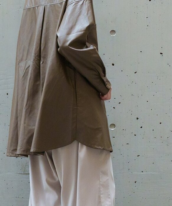 アズノゥアズドゥバズ（as know as de base）/実は便利な合皮のSHの