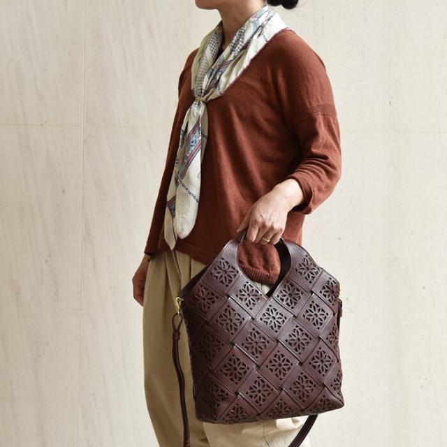 ゲンテン（genten）/サスティナブルカットワーク 2WAYバッグの