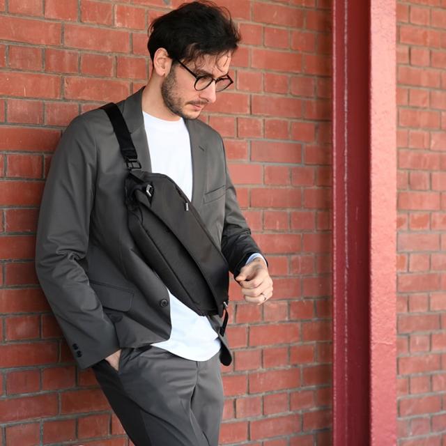 ace．（ace．）/ショルダーバッグ ボディバッグ 10．1インチ