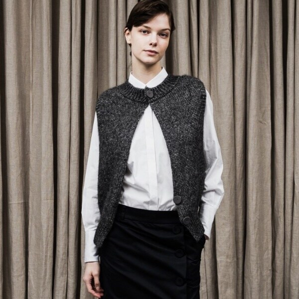 アンタイトル(UNTITLED)/ベビーアルパカニットジレの通販は アンタイトル(UNTITLED)/ベビーアルパカニットジレの通販は