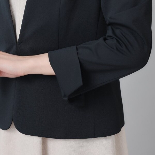 UNTITLED 【UVケア接触冷感ジャケット】カラーレスストレッチジャケット UV／接触冷感／ストレッチ】ノイカトレアジャージ テーラード