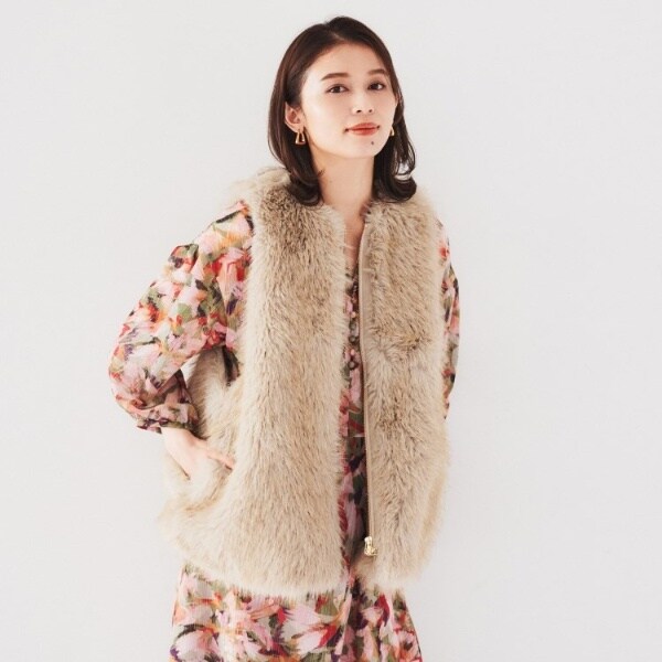 【試着のみ】UNTITLED アンタイトル　フェイクファーベスト アンタイトル（UNTITLED）/【トレンドモード】フェイクファーベストの
