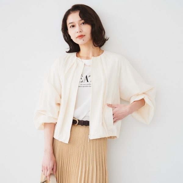 アンタイトル（UNTITLED）/【春の軽羽織り】ボリューム袖 ノーカラーブルゾン