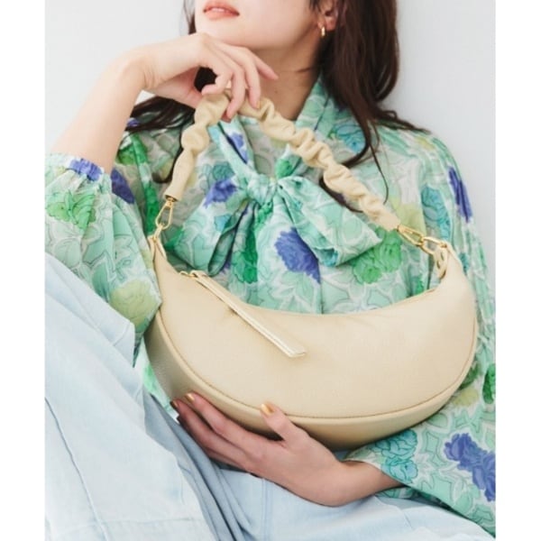 アンタイトル（UNTITLED）/【本革】ムーンショルダー