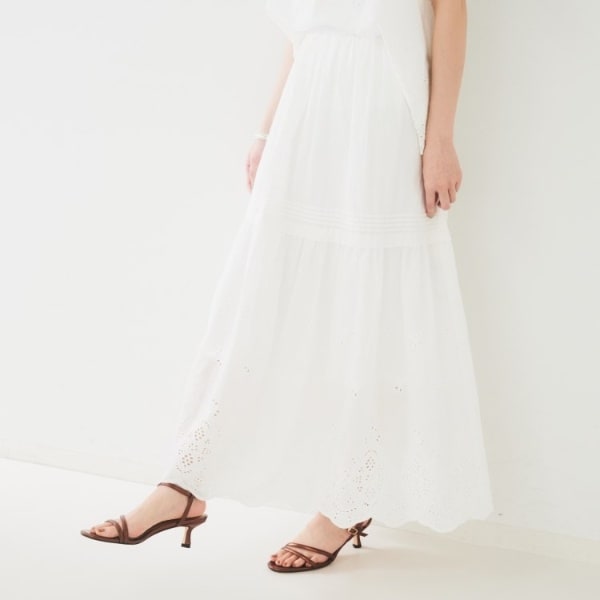 アンタイトル（UNTITLED）/【セットアップ可コットン100】スカラップ刺繍スカート