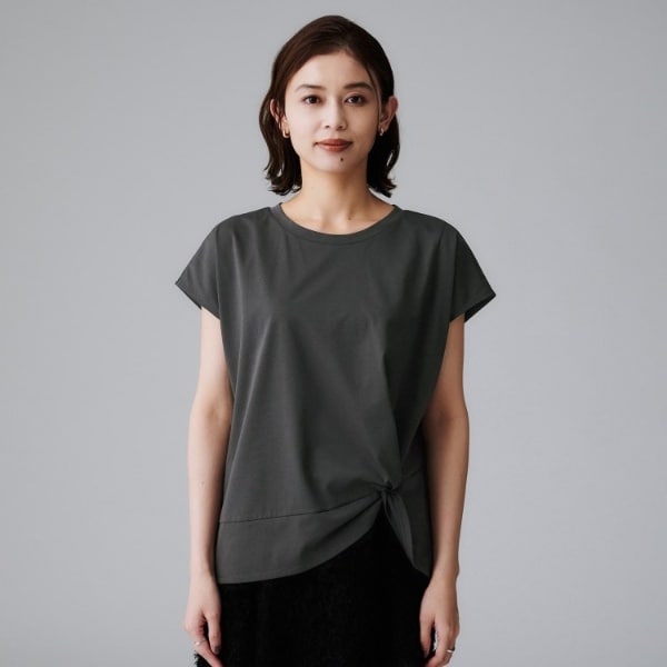 アンタイトル（UNTITLED）/【洗えるTシャツ】ツイストプルオーバー_16