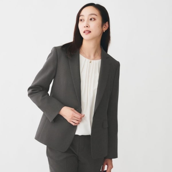 Untitled スーツ 愛され続けるSUITS 名作スーツのひみつ | UNTITLED