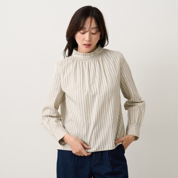 アンタイトル（UNTITLED）/【コットン100洗える】シャーリングフリルネックブラウス_13