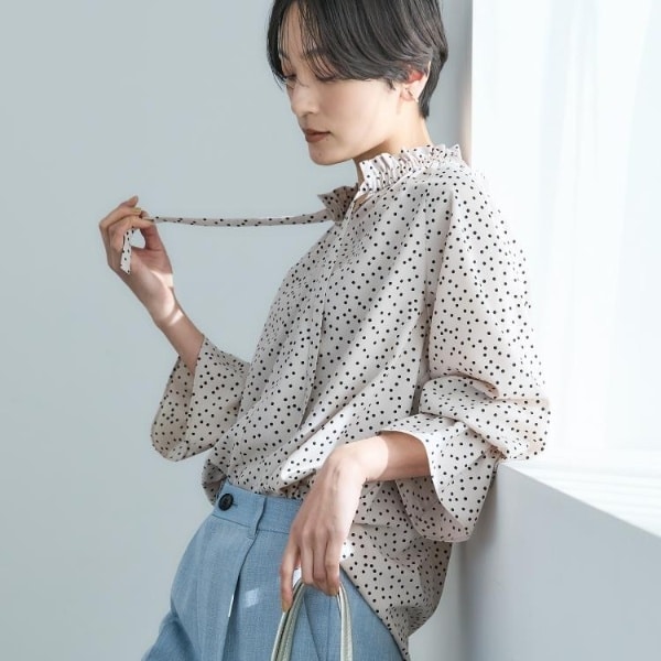 アンタイトル（UNTITLED）/【セットアップ可キャンディスリーブ】ランダムドットブラウス