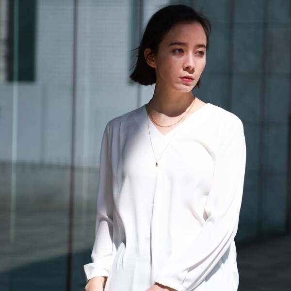 インディヴィ（INDIVI）/【洗える通勤UV吸水速乾】Vネックブラウスの通販は