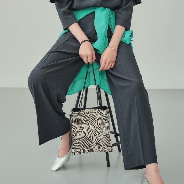 インディヴィ（INDIVI）/◆アニマルハラコ ポシェット