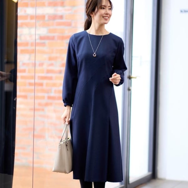 リフレクト（Reflect）/フィット＆フレアワンピース